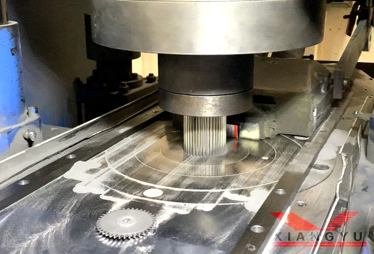 做粉末冶金需要什么機器？